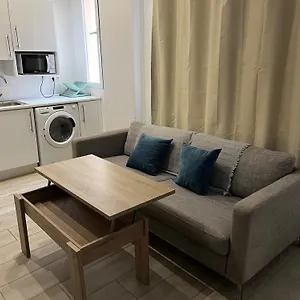 https://malaga-velarde-cool.es-andalucia.com